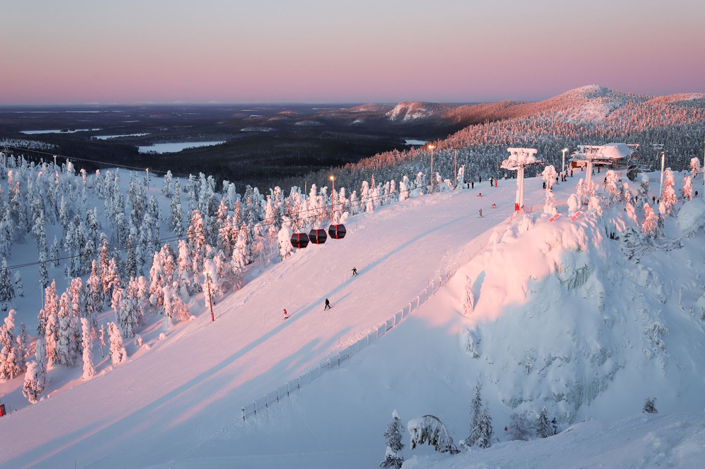rukakuusamo_rukaskiresort_1500x1000.jpg